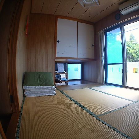 Hotel Minshuku Yadokari Zamami Exterior foto